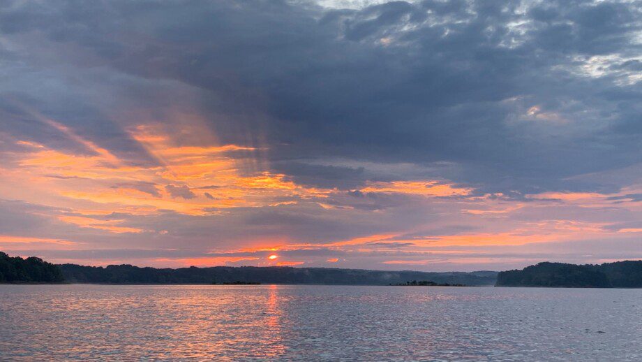 Iron Mountain Lodge and Marina