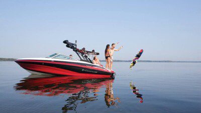WakeScout listings in British Columbia: Fluid Motions at Pier Water Sports