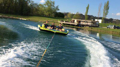 Wakeboarding, Waterskiing, and Cable Wake Parks in Baurech: Ski Club de Bordeaux