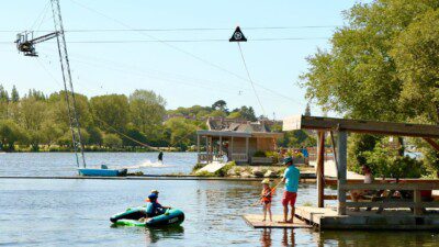Wakeboarding, Waterskiing, and Cable Wake Parks in Saint Renan: Téléski Advance Ride