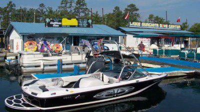 Wakeboarding, Waterskiing, and Cable Wake Parks in Royal: Brady Mountain Resort & Marina