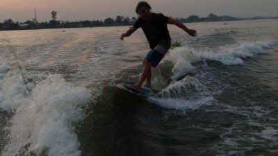 Wakeboarding, Waterskiing, and Cable Wake Parks in Bangkok: HIGH WAKE SCHOOL
