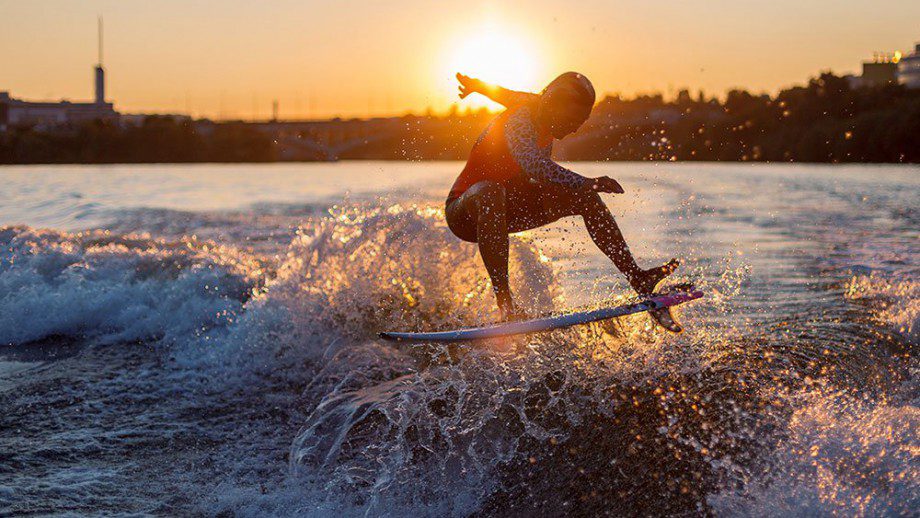 Wake & Surf Club Endless Summer