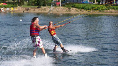 Wakeboarding, Waterskiing, and Cable Wake Parks in Beesd: Betuwe Strand
