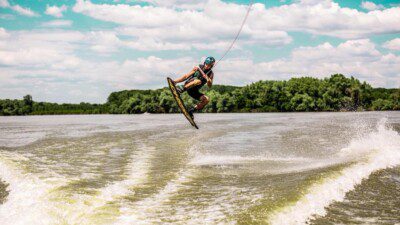 Wakeboarding, Waterskiing, and Cable Wake Parks in Силистра: Wakeboard Romania