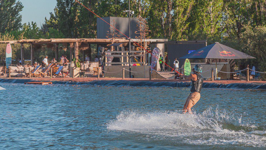 El Roble Wake Complex