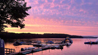 Water Sport Resorts in Maine: Robin Hood Camp