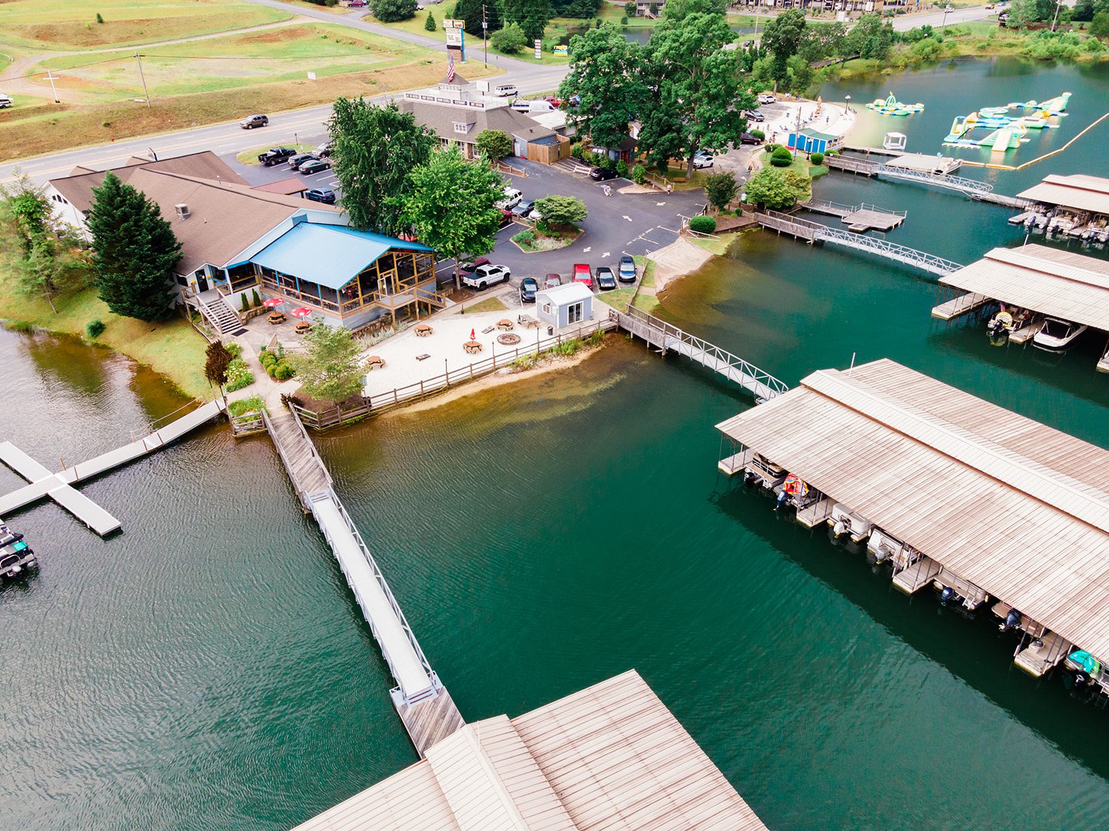 The Ridges Resort on Lake Chatuge Hiawassee, WakeScout